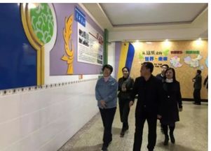 瓦力工廠少兒編程助力公立校組建機器人社團，獲教育督導(dǎo)專家高度認可